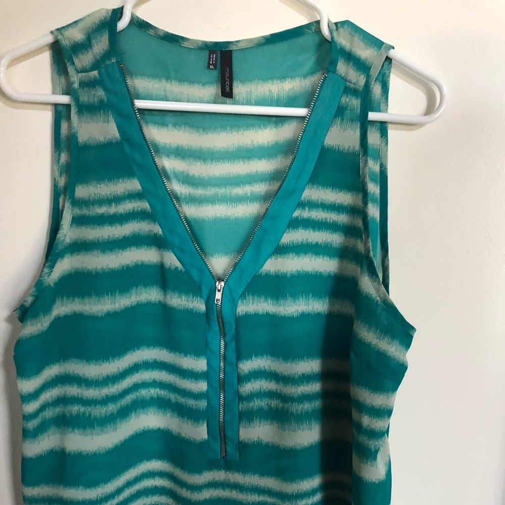 Beautiful teal and tan print tank top